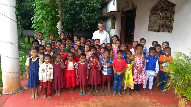 पिलामन  - Children from Dev. Center